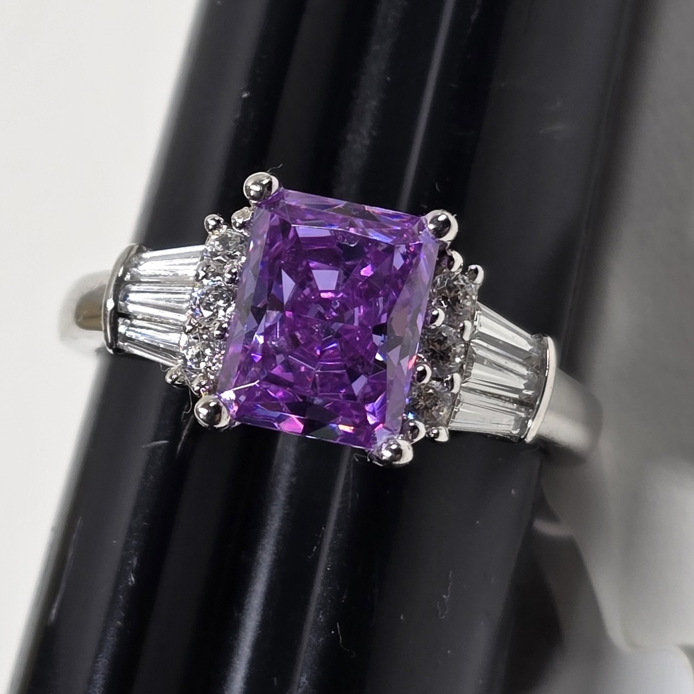 Sterling Silver 925 Elegant Silver and Purple Lavender Ring